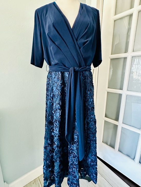 Alex Evenings Dresses & Skirts - Alex Evenings Midnight Blue Long Sleeve Dress